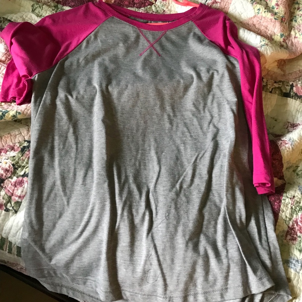 Women’s shirt